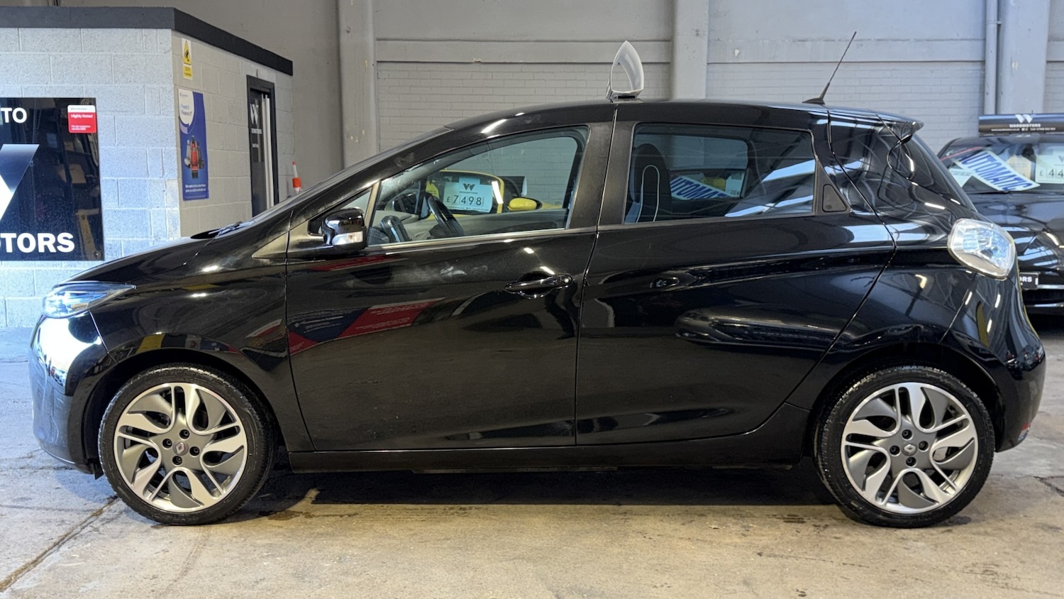 Used Renault Zoe 2013 for sale - 77938012: Photo 2