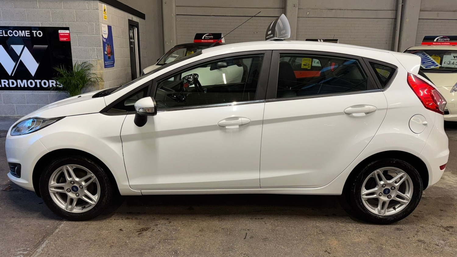 Used Ford Fiesta 2013 for sale - 76673251: Photo 2