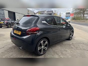 Used Peugeot 208 2016 for sale - 78306493: Photo