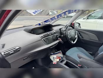 Used Citroen Grand C4 Picasso 2017 for sale - 79676230: Photo