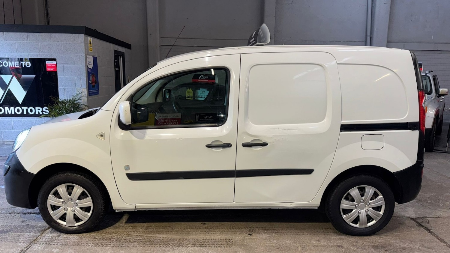 Used Renault Kangoo 2015 for sale - 77162208: Photo 2