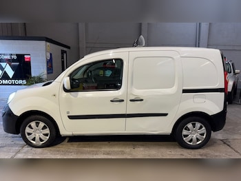 Used Renault Kangoo 2015 for sale - 77162208: Photo