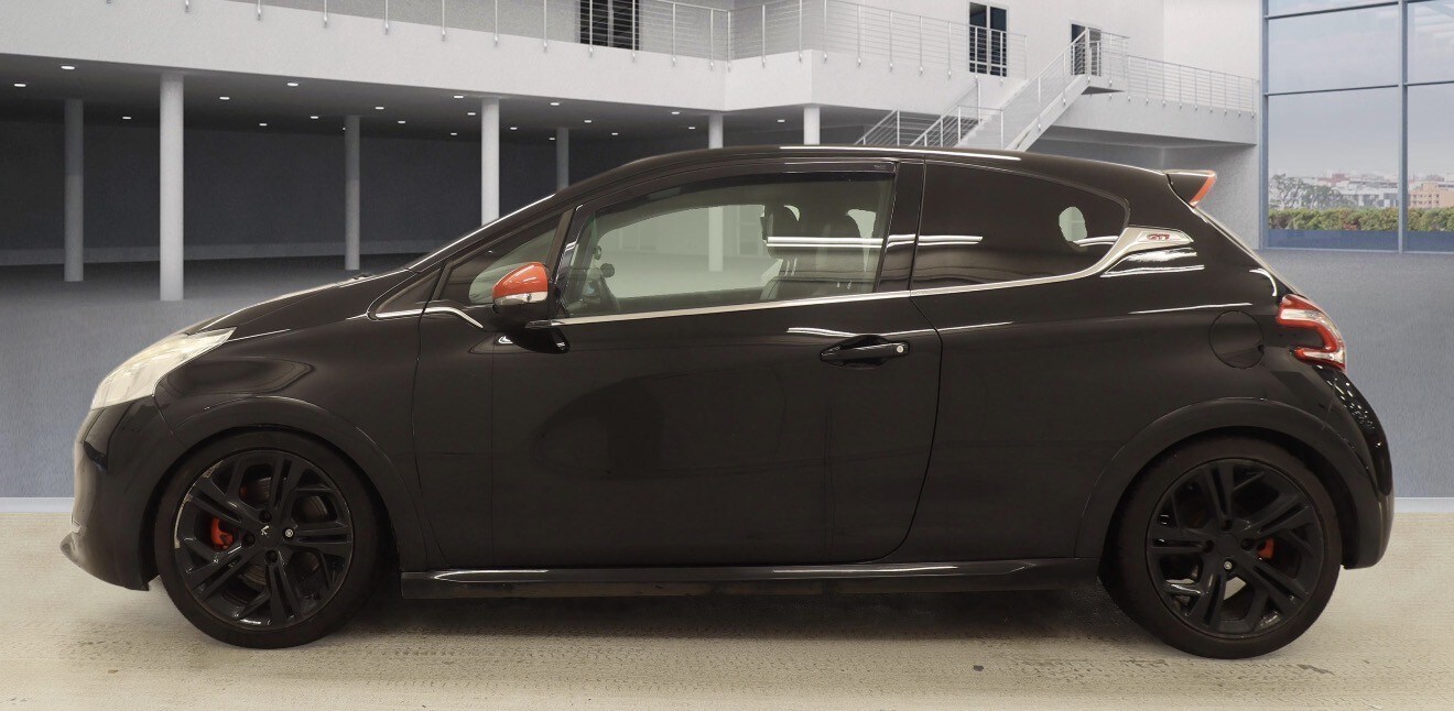 Used Peugeot 208 2014 for sale - 77558574: Photo 10