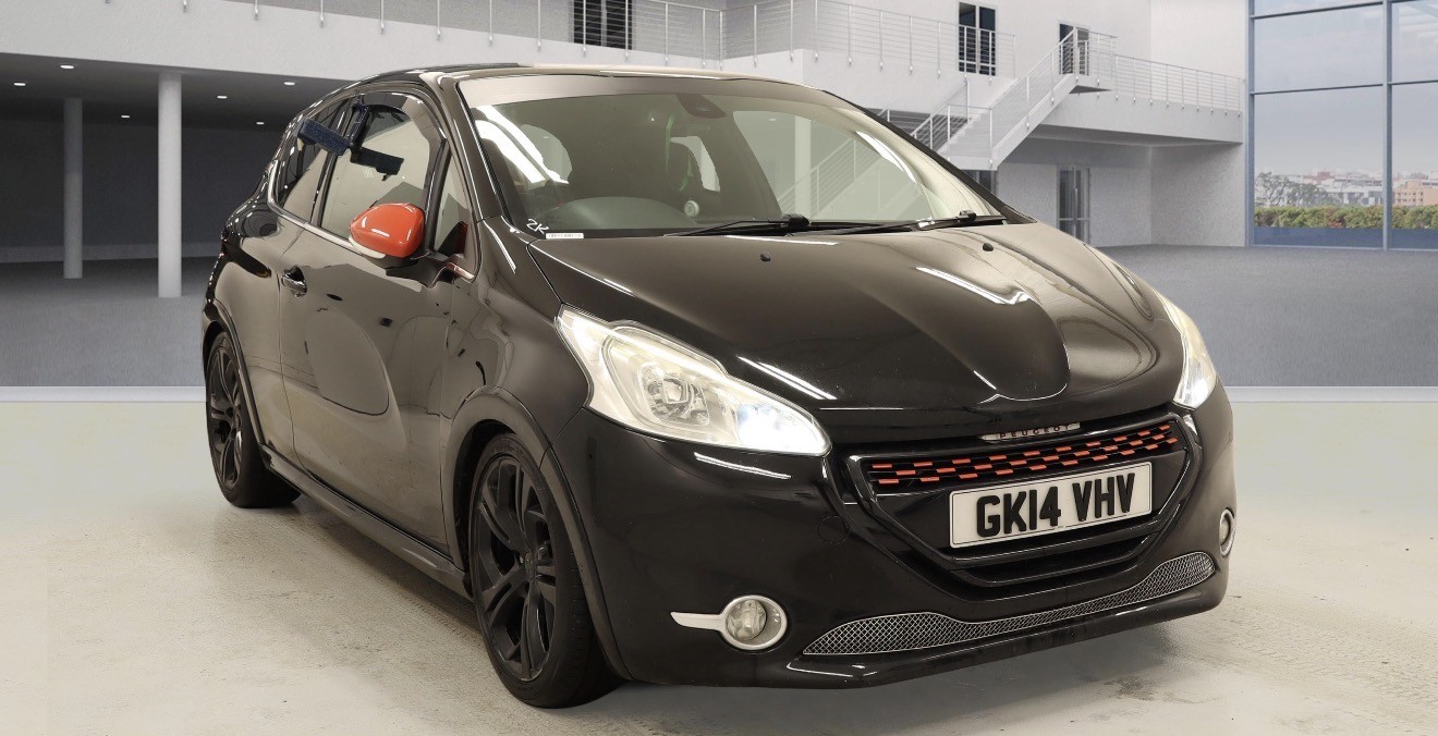 Used Peugeot 208 2014 for sale - 77558574: Photo 3