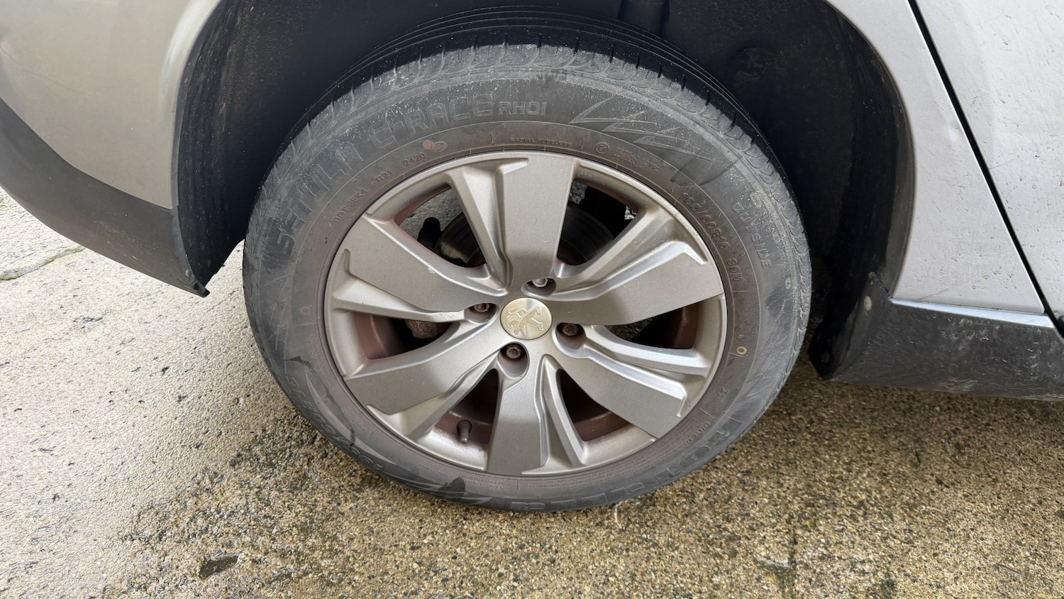 Used Peugeot 2008 2017 for sale - 77189259: Photo 7