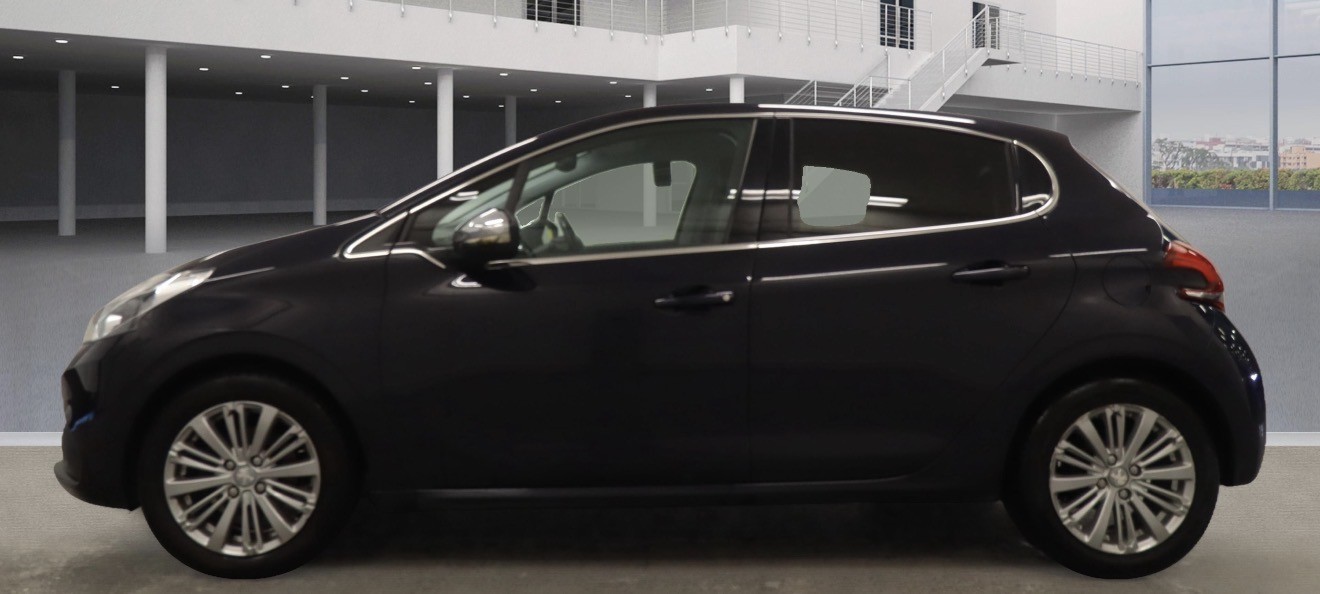 Used Peugeot 208 2016 for sale - 76762165: Photo 10