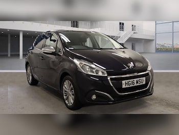 Used Peugeot 208 2016 for sale - 76762165: Photo