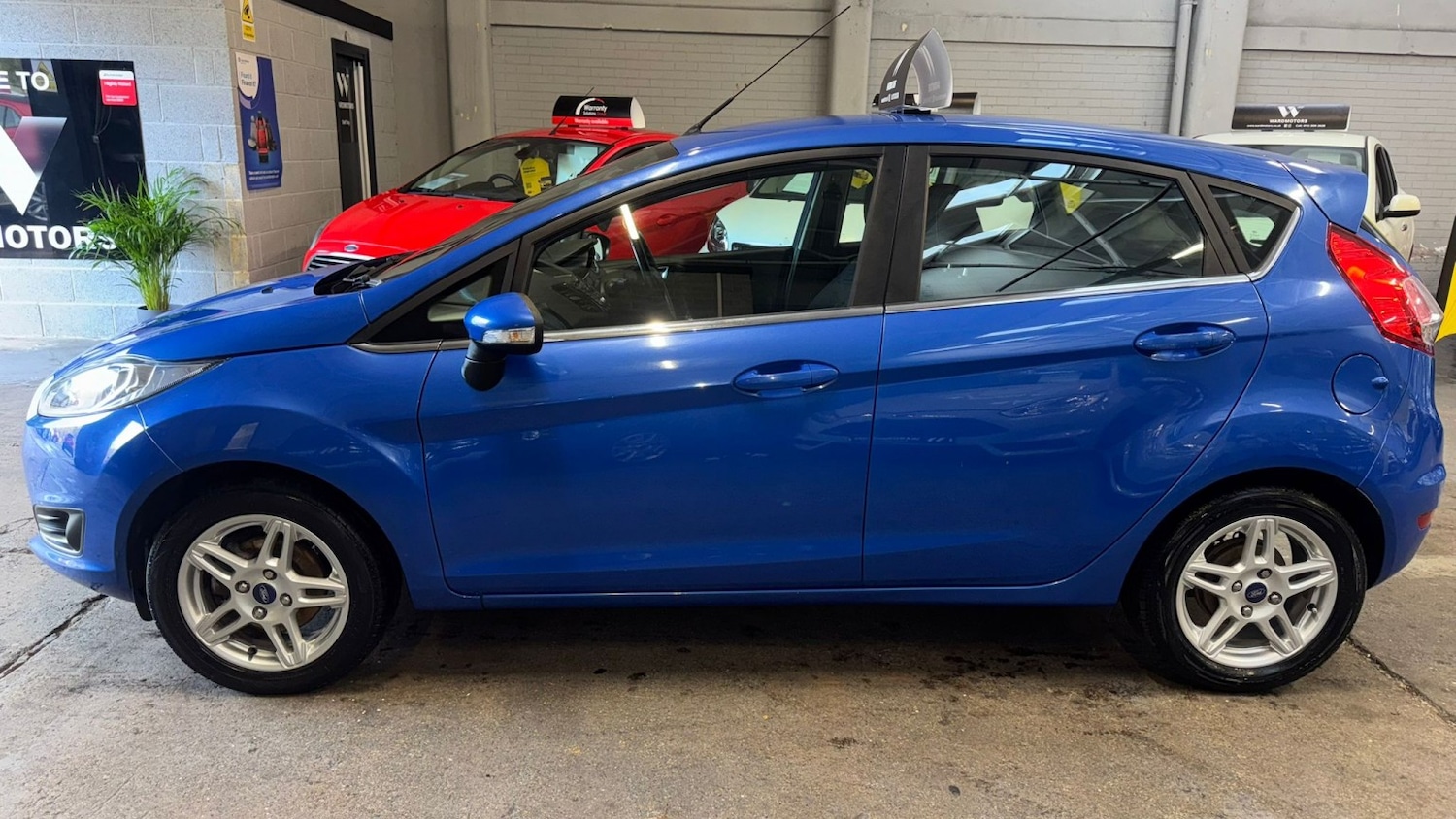 Used Ford Fiesta 2013 for sale - 76673302: Photo 2