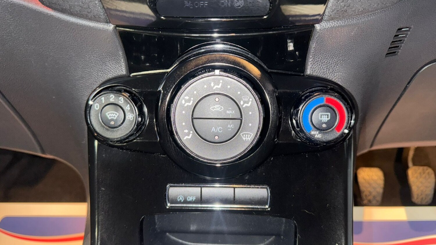 Used Ford Fiesta 2013 for sale - 76673302: Photo 23