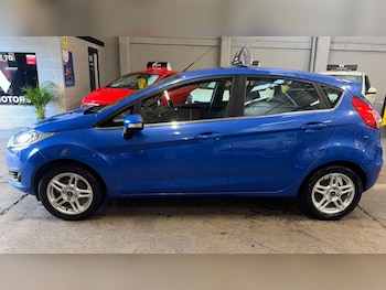 Used Ford Fiesta 2013 for sale - 76673302: Photo