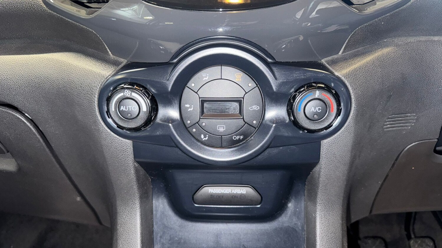 Used Ford Ecosport 2016 for sale - 76673295: Photo 23