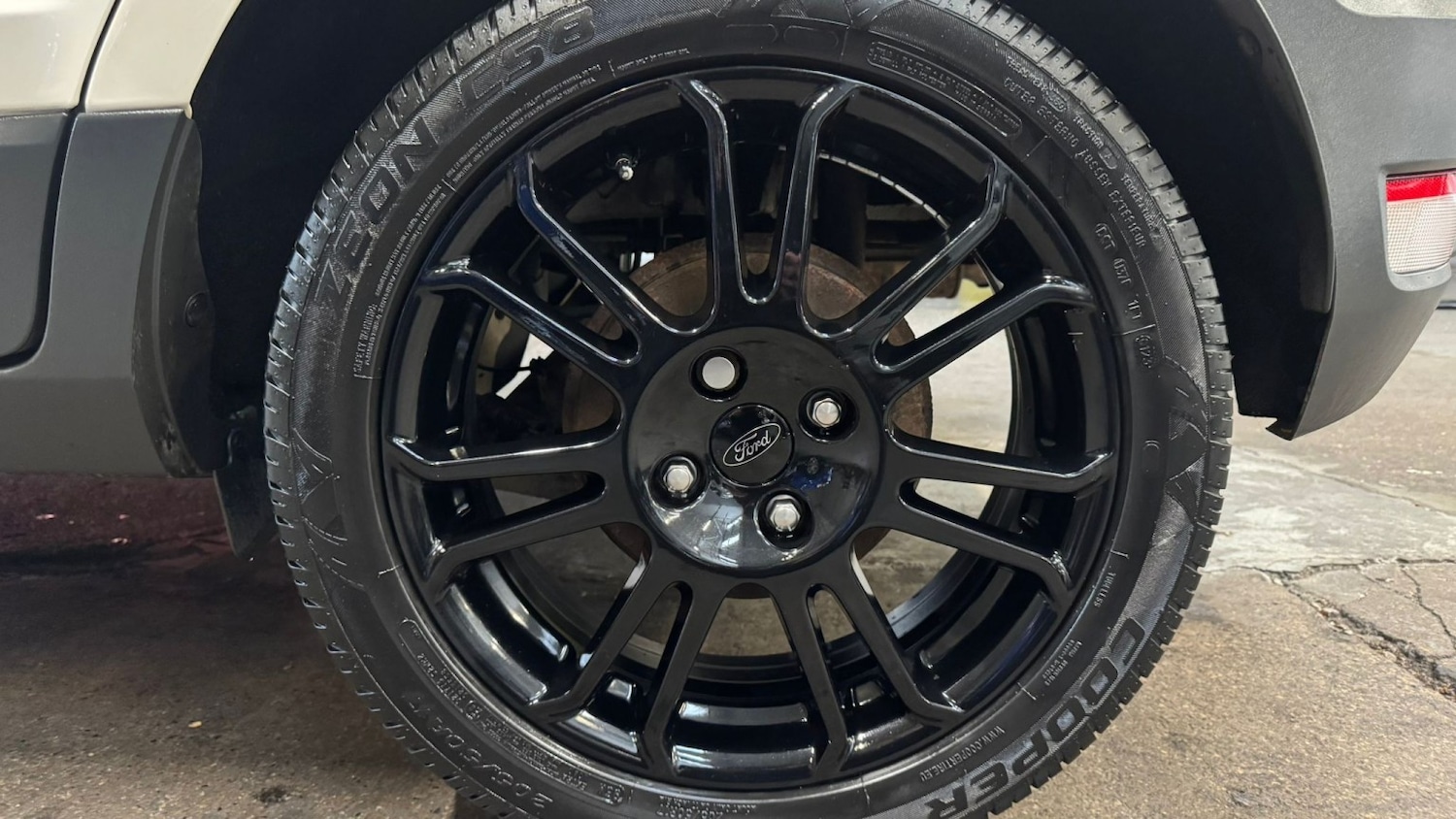 Used Ford Ecosport 2016 for sale - 76673295: Photo 28