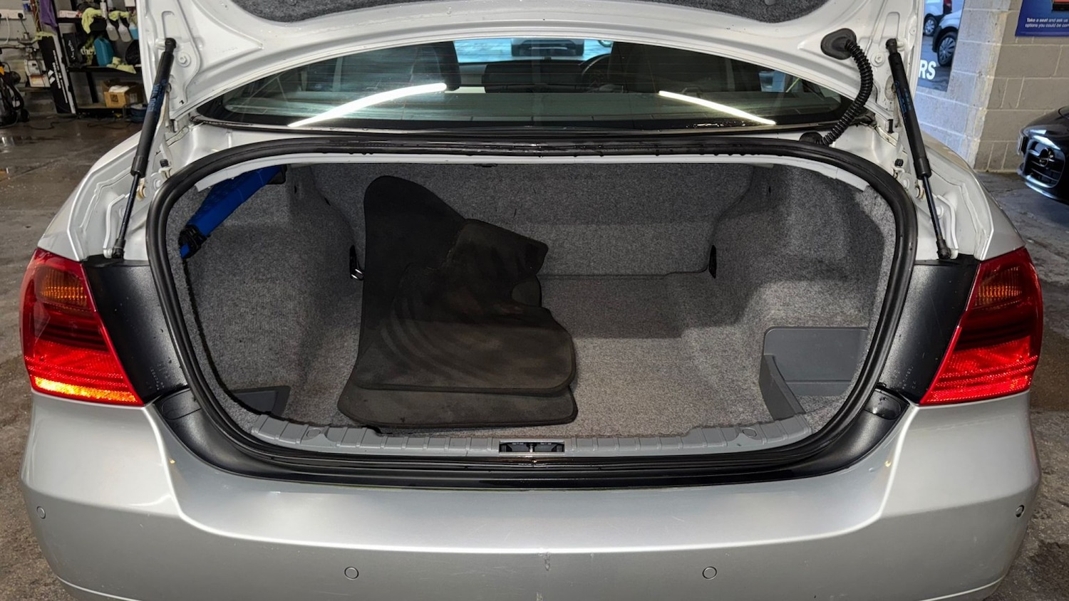 Used BMW 3 Series 2008 for sale - 77251302: Photo 36