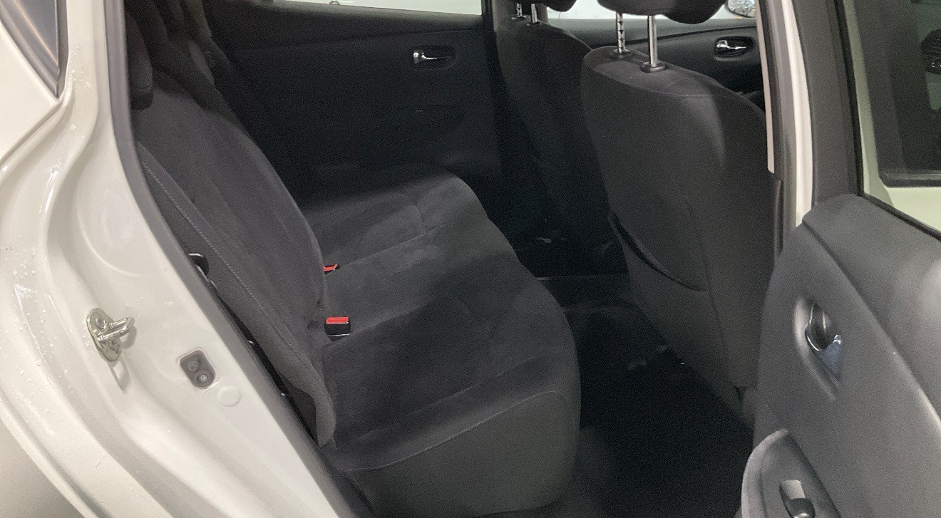 Used Nissan Leaf 2017 for sale - 77482279: Photo 6