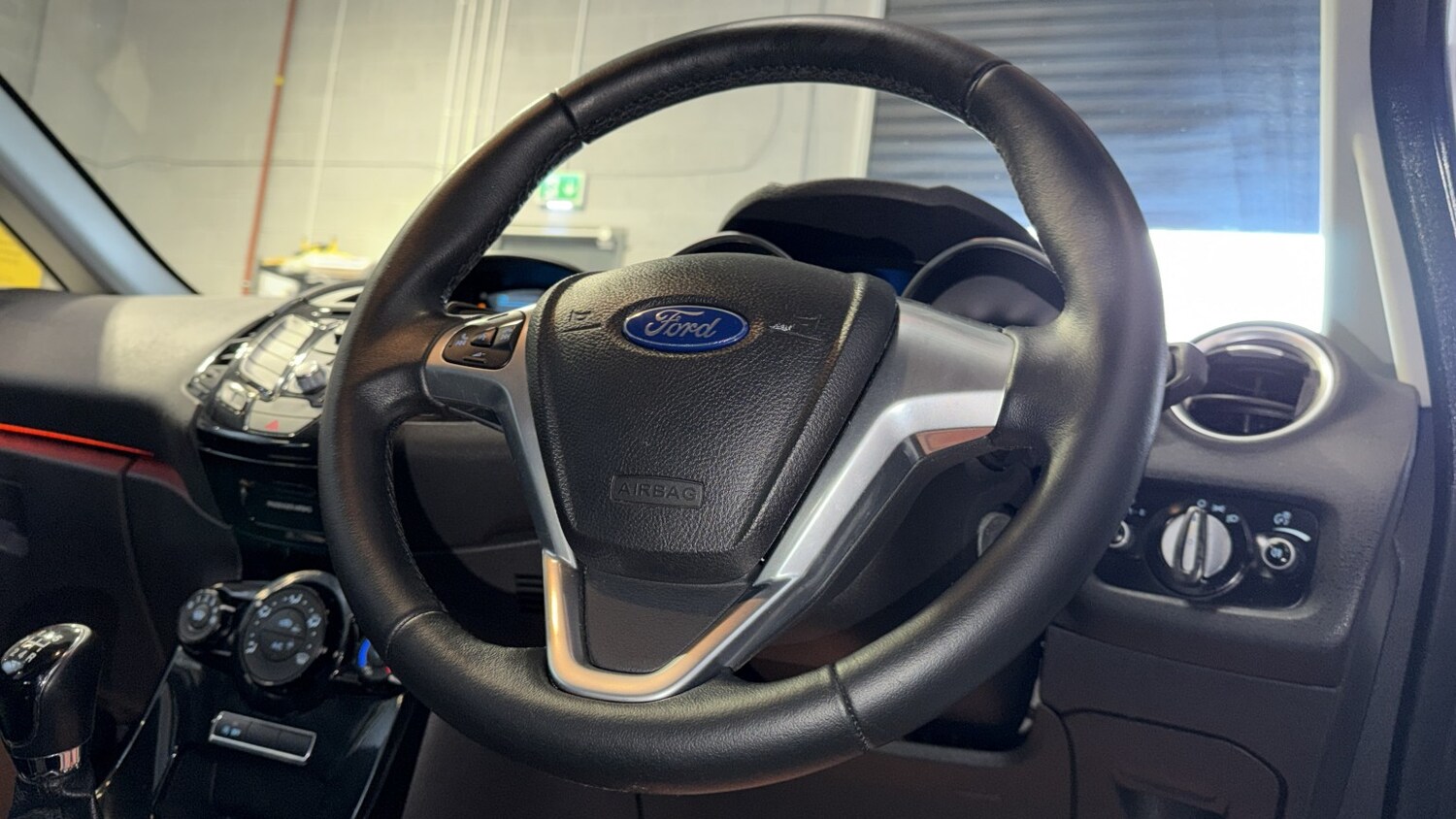 Used Ford Fiesta 2013 for sale - 76673257: Photo 22