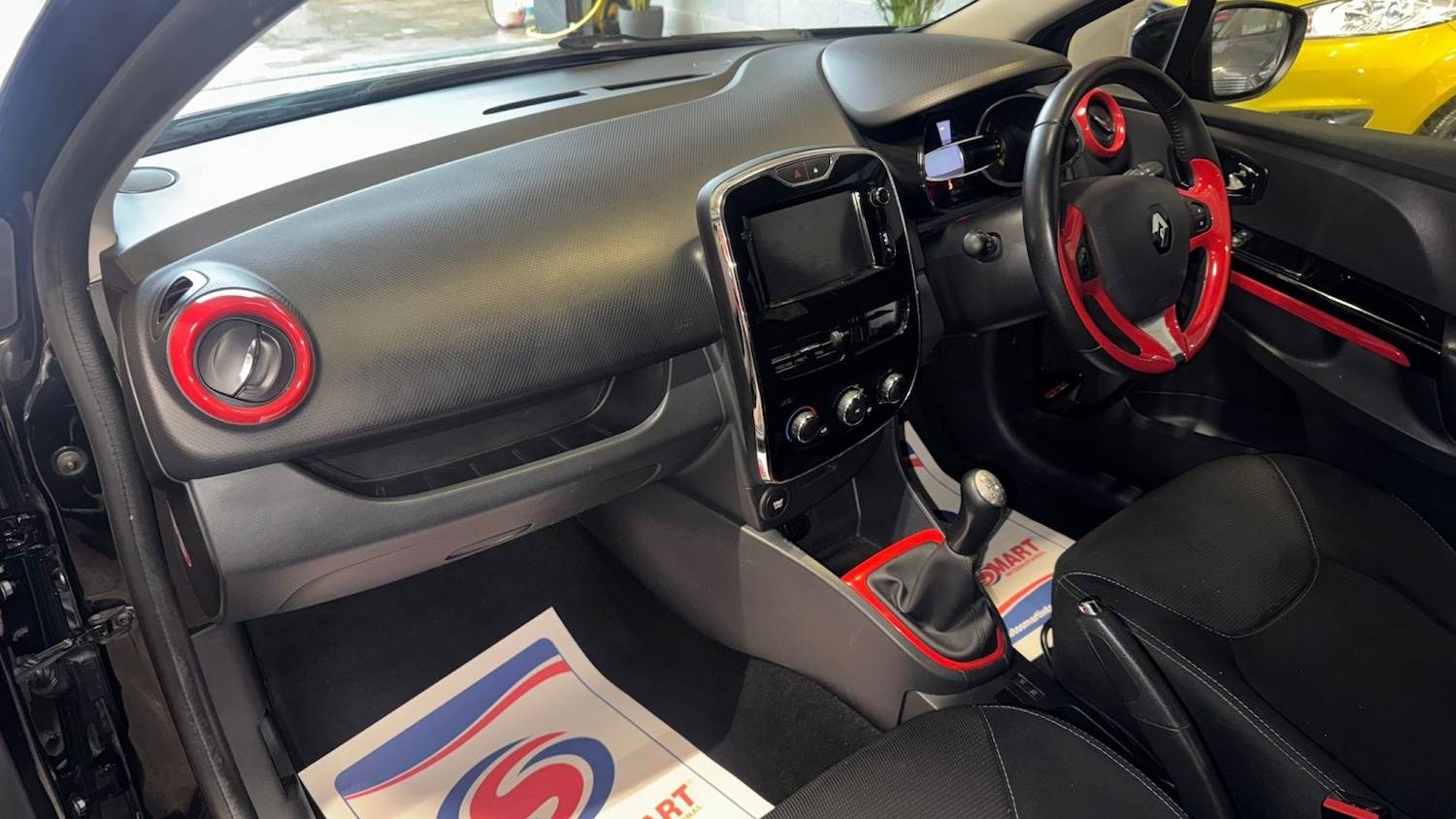 Used Renault Clio 2014 for sale - 76785139: Photo 18