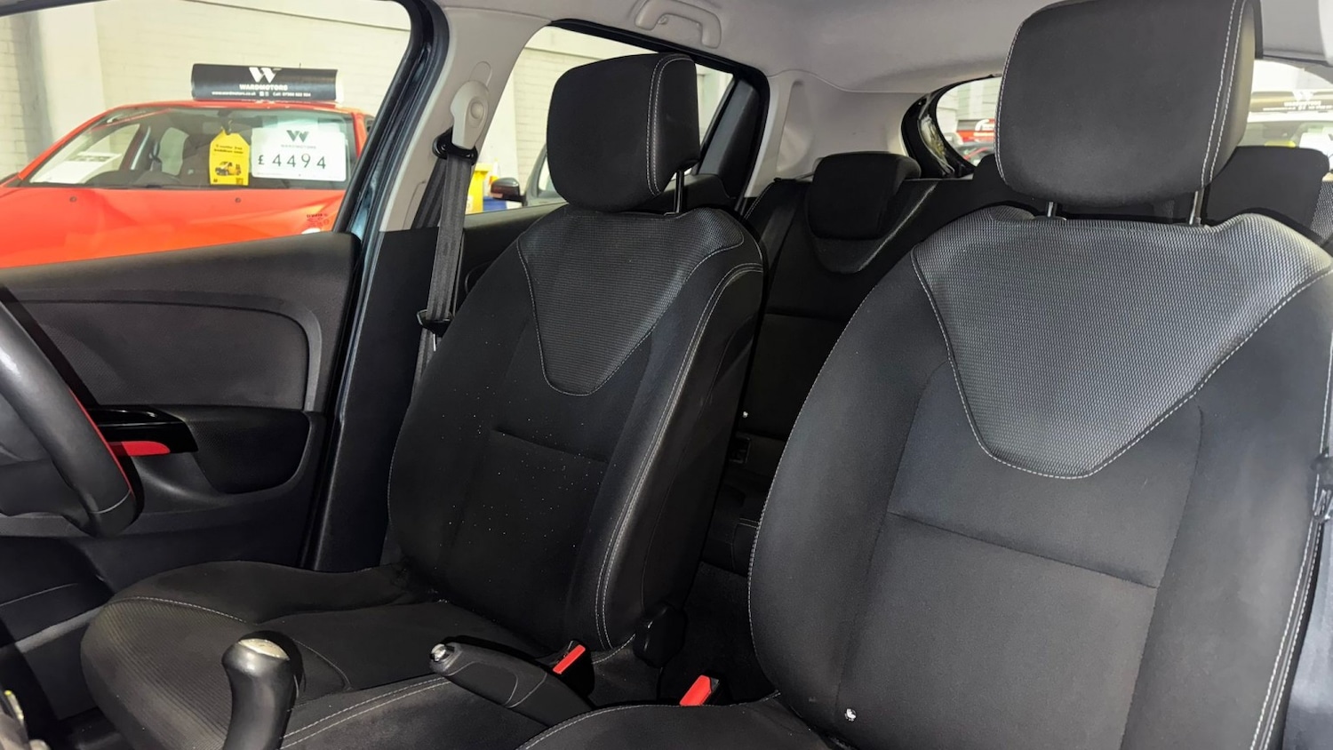 Used Renault Clio 2014 for sale - 76785139: Photo 19