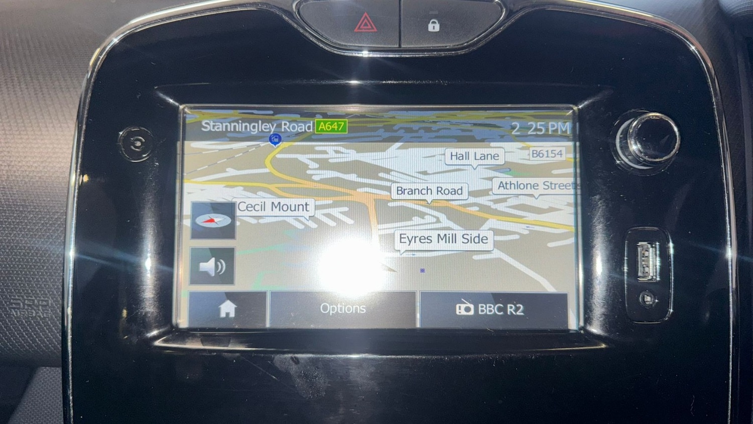 Used Renault Clio 2014 for sale - 76785139: Photo 23