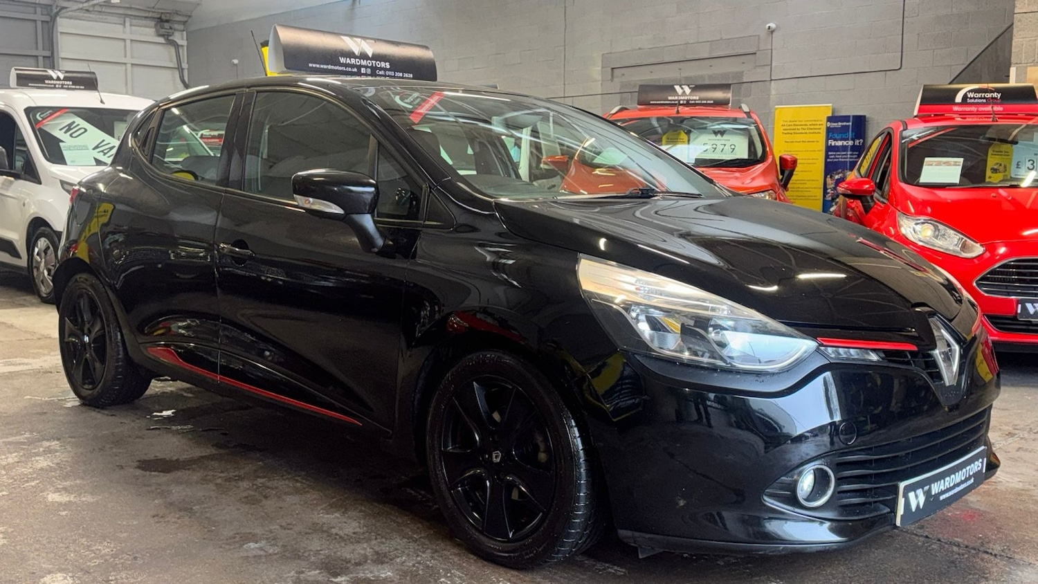 Used Renault Clio 2014 for sale - 76785139: Photo 4