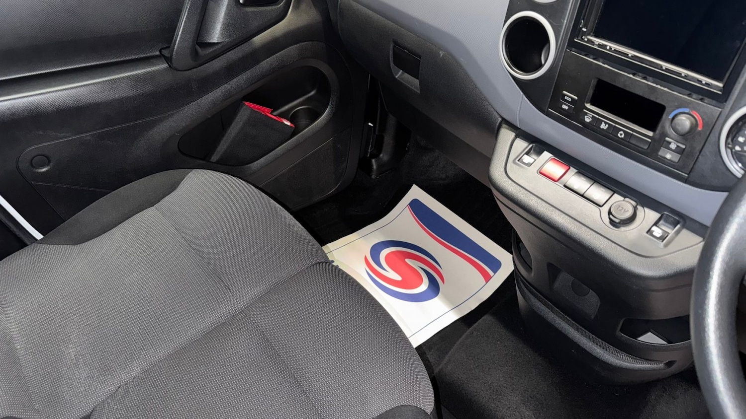 Used Citroen Berlingo 2017 for sale - 76673291: Photo 21