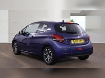 Used Peugeot 208 2017 for sale - 78599786: Photo