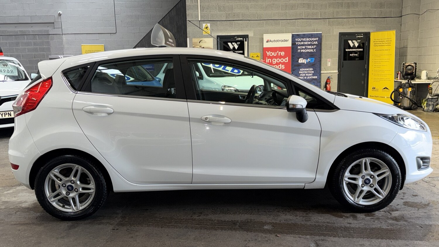 Used Ford Fiesta 2013 for sale - 77694329: Photo 9