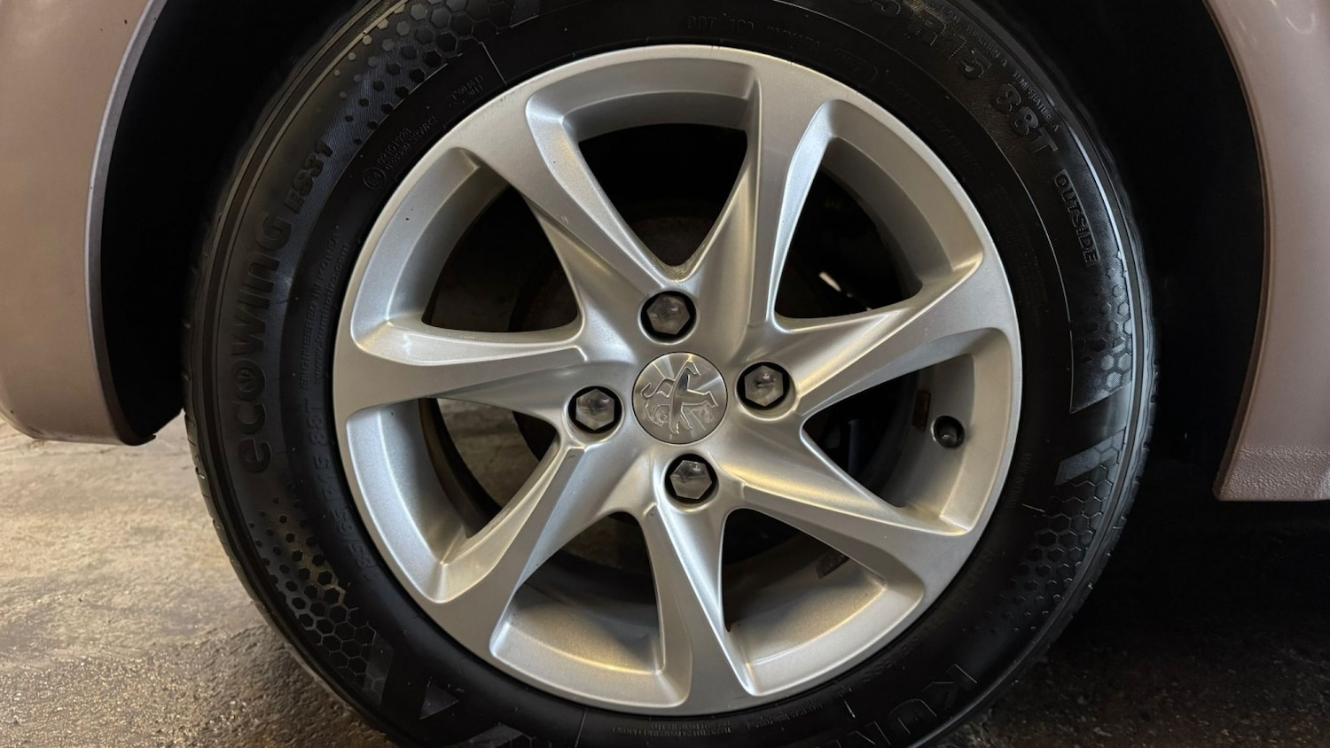 Used Peugeot 208 2014 for sale - 77162151: Photo 26