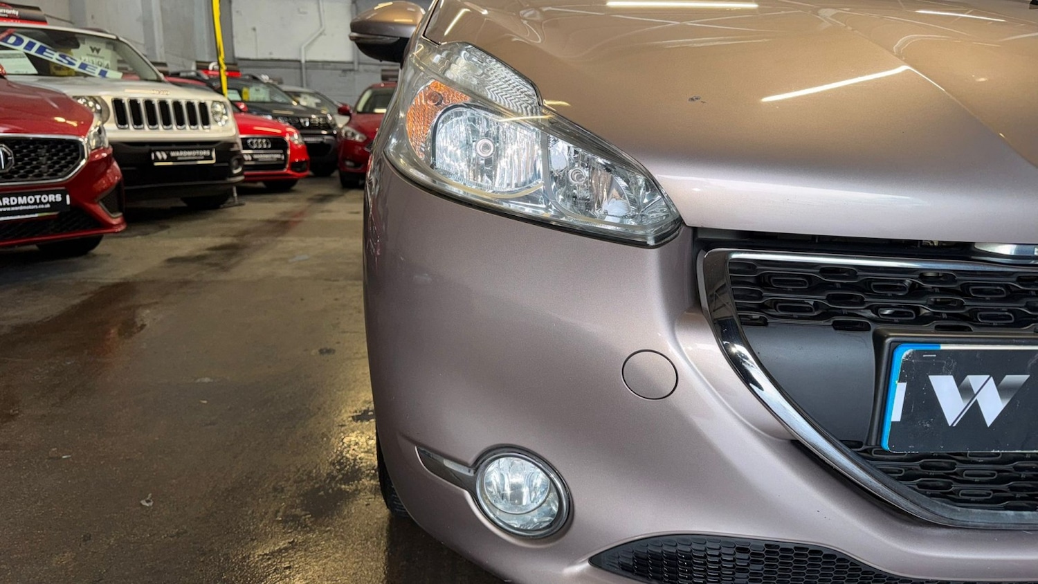 Used Peugeot 208 2014 for sale - 77162151: Photo 29