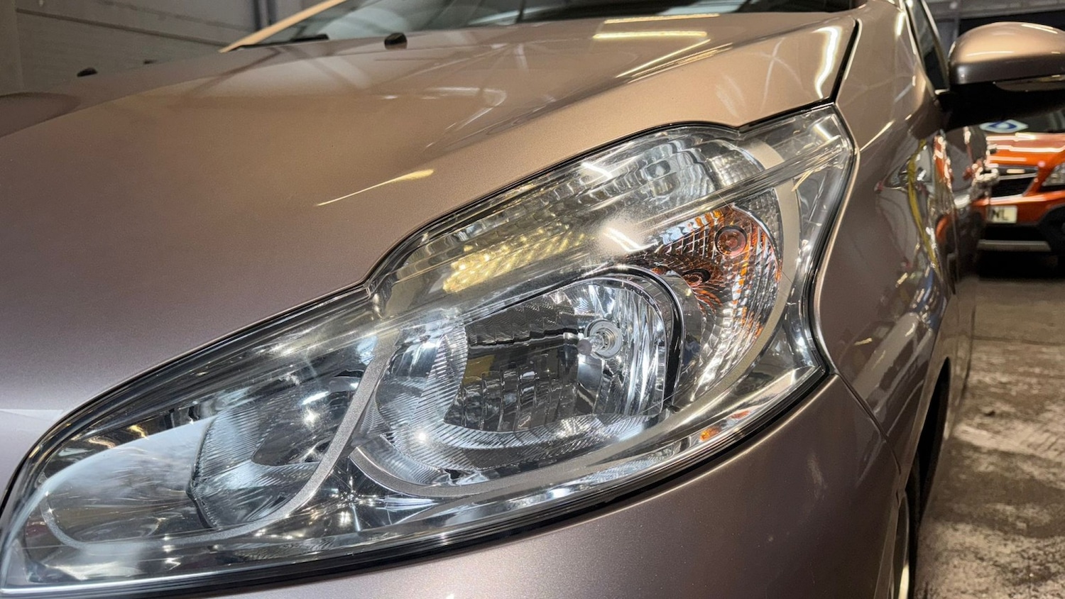 Used Peugeot 208 2014 for sale - 77162151: Photo 37