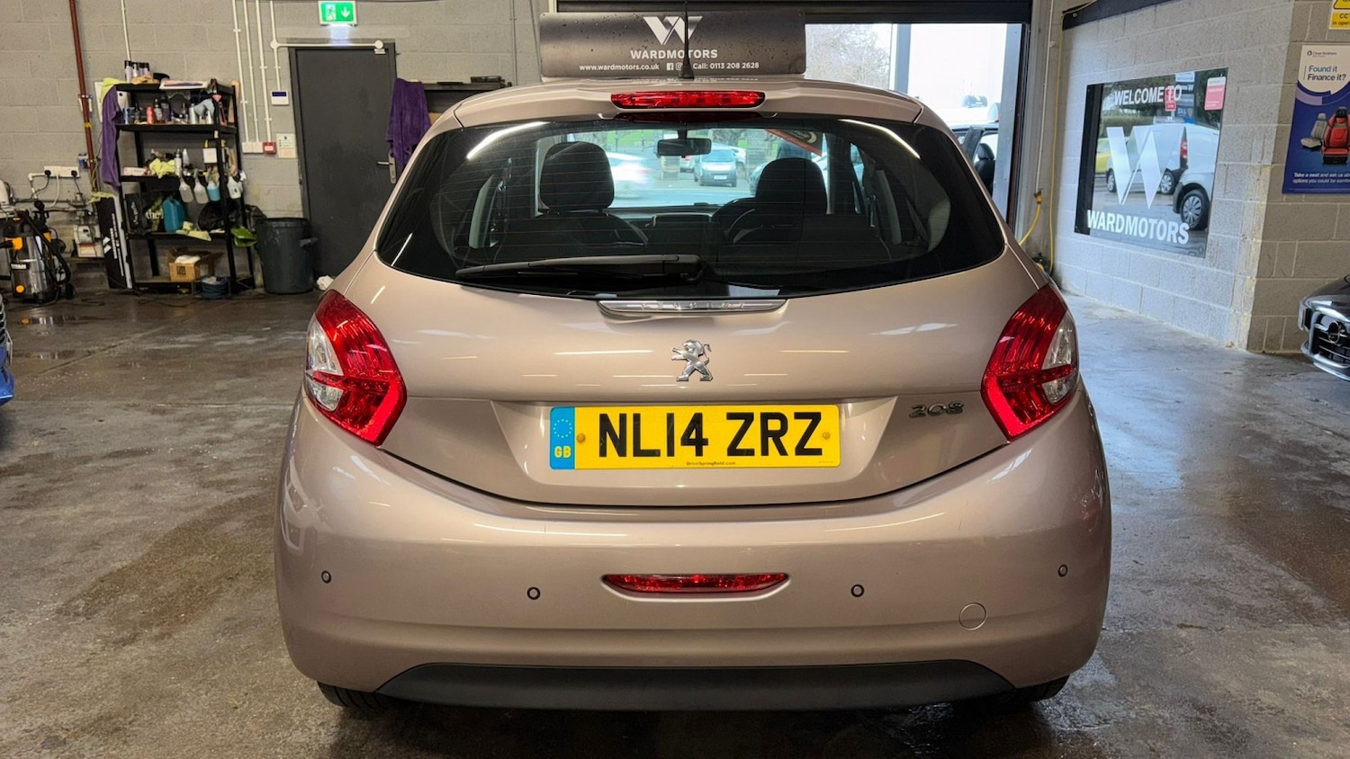 Used Peugeot 208 2014 for sale - 77162151: Photo 7