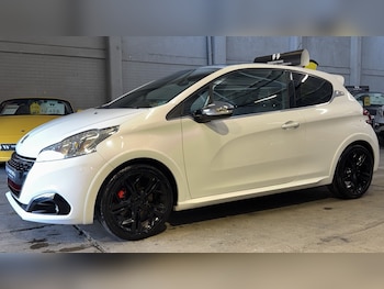 Used Peugeot 208 2016 for sale - 79143467: Photo