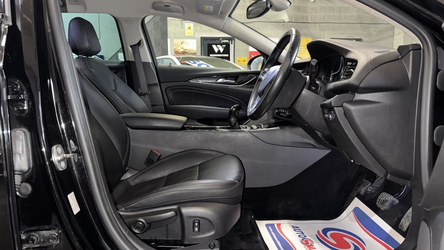 Used Vauxhall Insignia 2018 for sale - 77453148: Photo 11