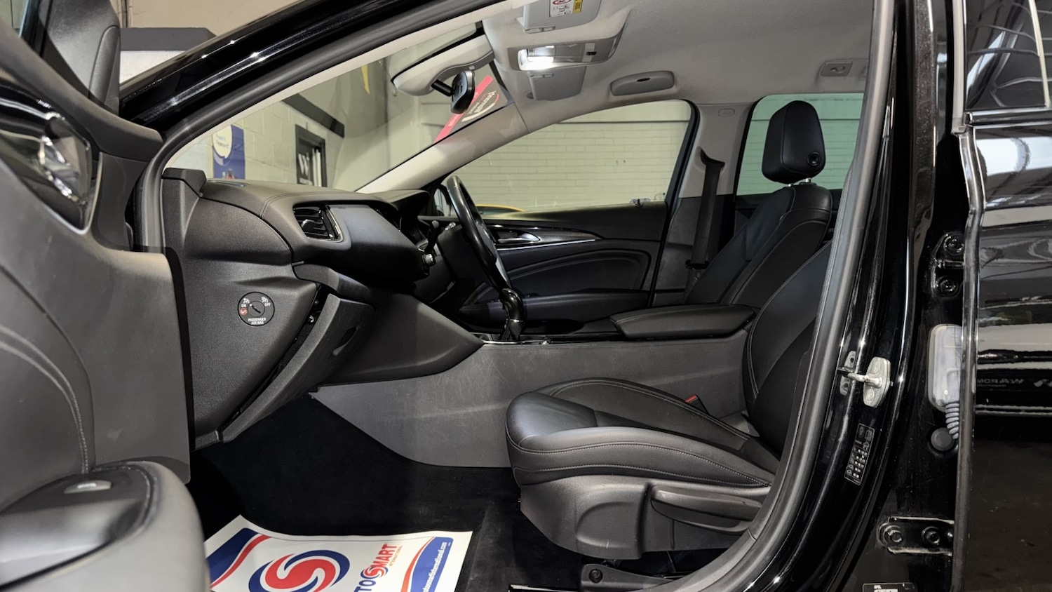 Used Vauxhall Insignia 2018 for sale - 77453148: Photo 18