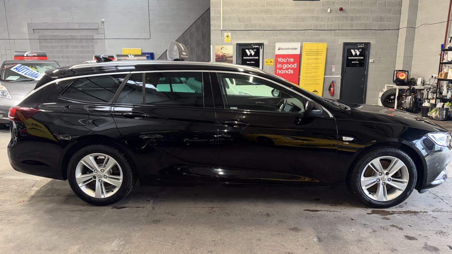 Used Vauxhall Insignia 2018 for sale - 77453148: Photo 9