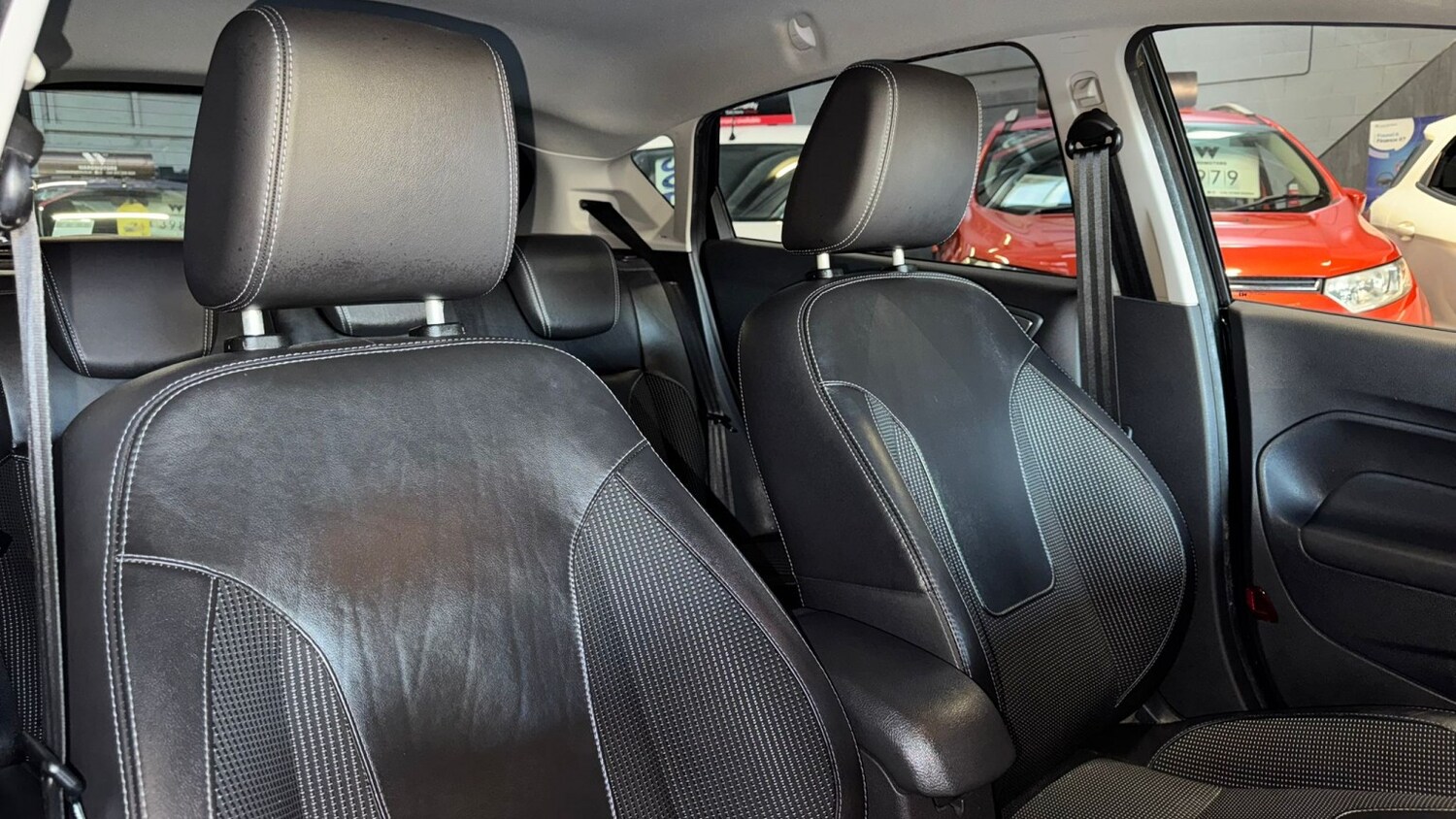 Used Ford Fiesta 2015 for sale - 76673320: Photo 12