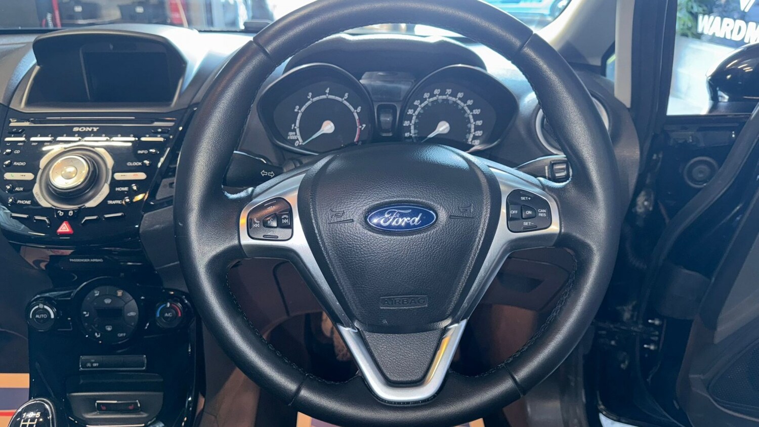 Used Ford Fiesta 2015 for sale - 76673320: Photo 21