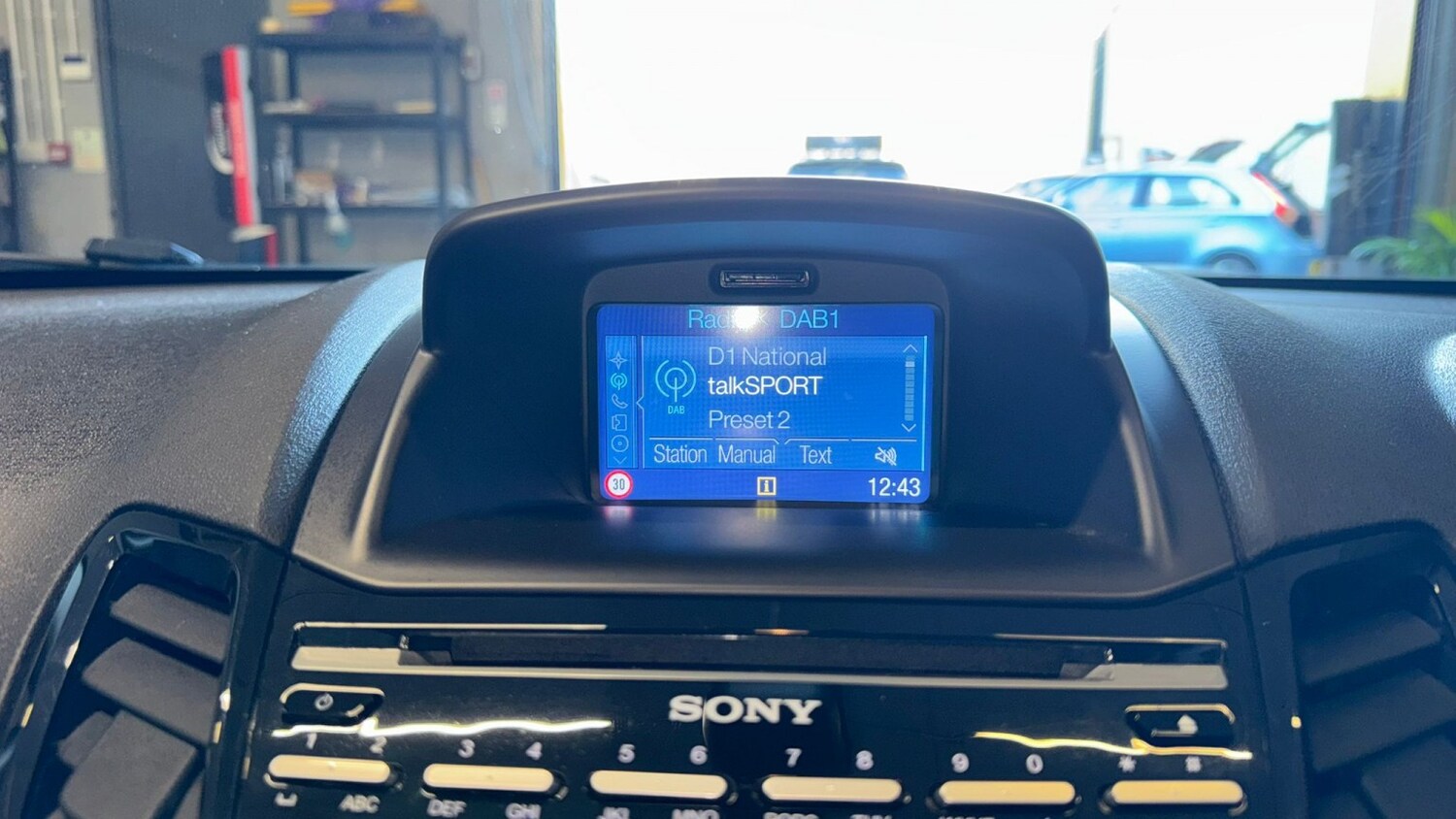 Used Ford Fiesta 2015 for sale - 76673320: Photo 26