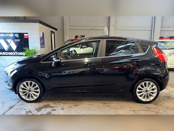 Used Ford Fiesta 2015 for sale - 76673320: Photo