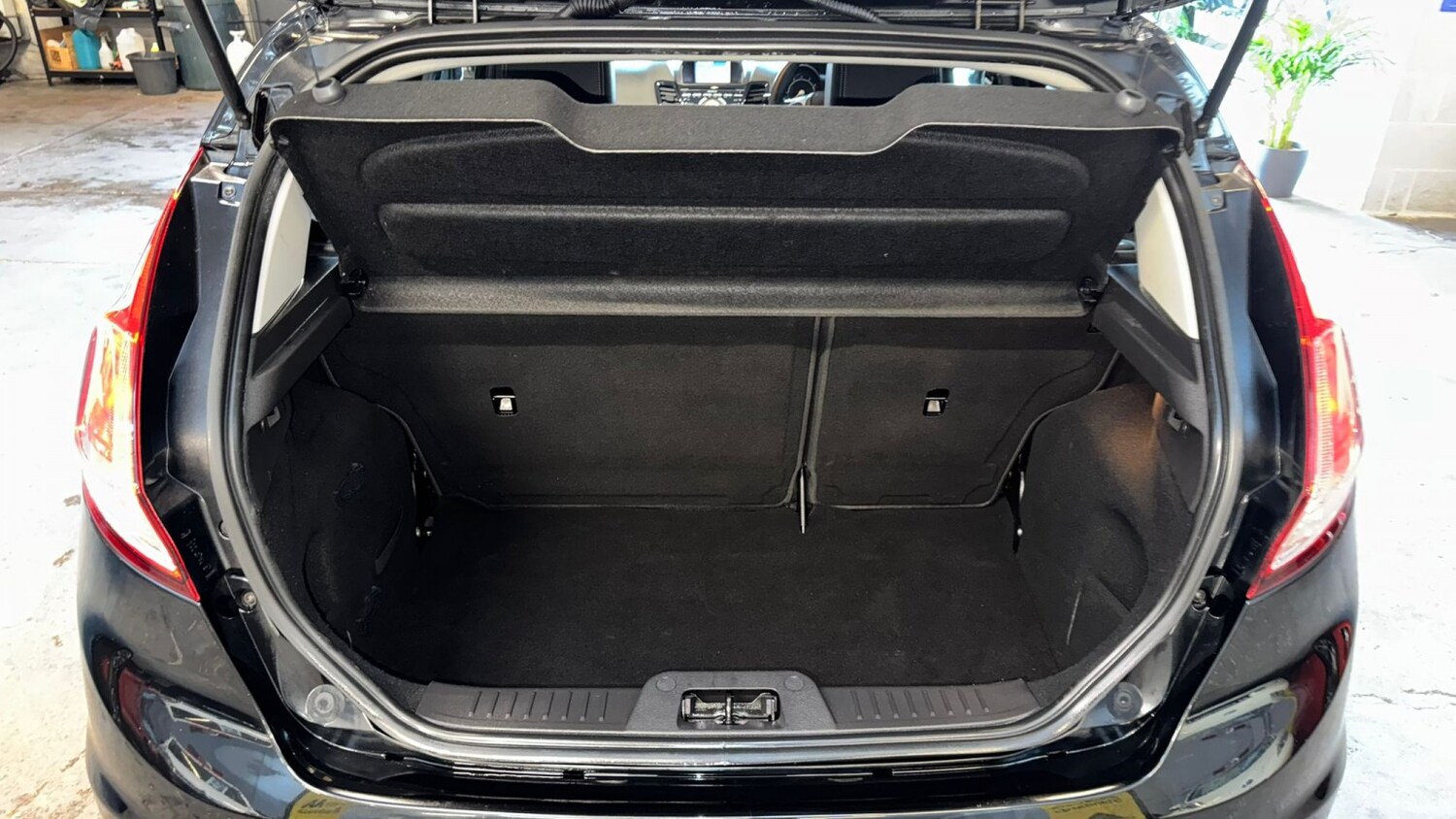 Used Ford Fiesta 2015 for sale - 76673320: Photo 41