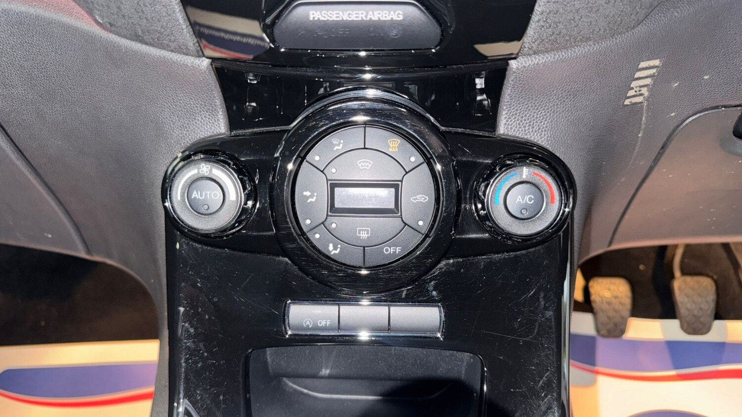 Used Ford Fiesta 2013 for sale - 77864841: Photo 23