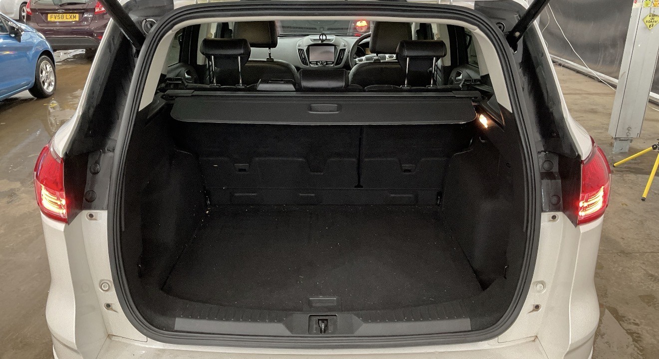 Used Ford Kuga 2016 for sale - 77409600: Photo 12