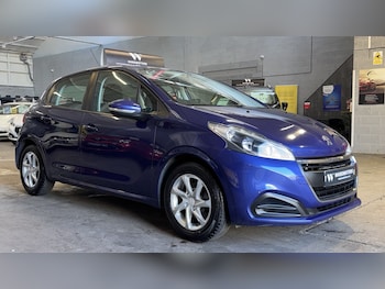 Used Peugeot 208 2015 for sale - 78300392: Photo