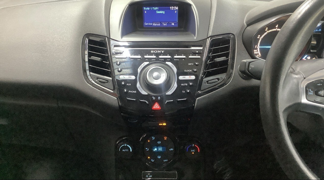 Used Ford Fiesta 2014 for sale - 76673262: Photo 10