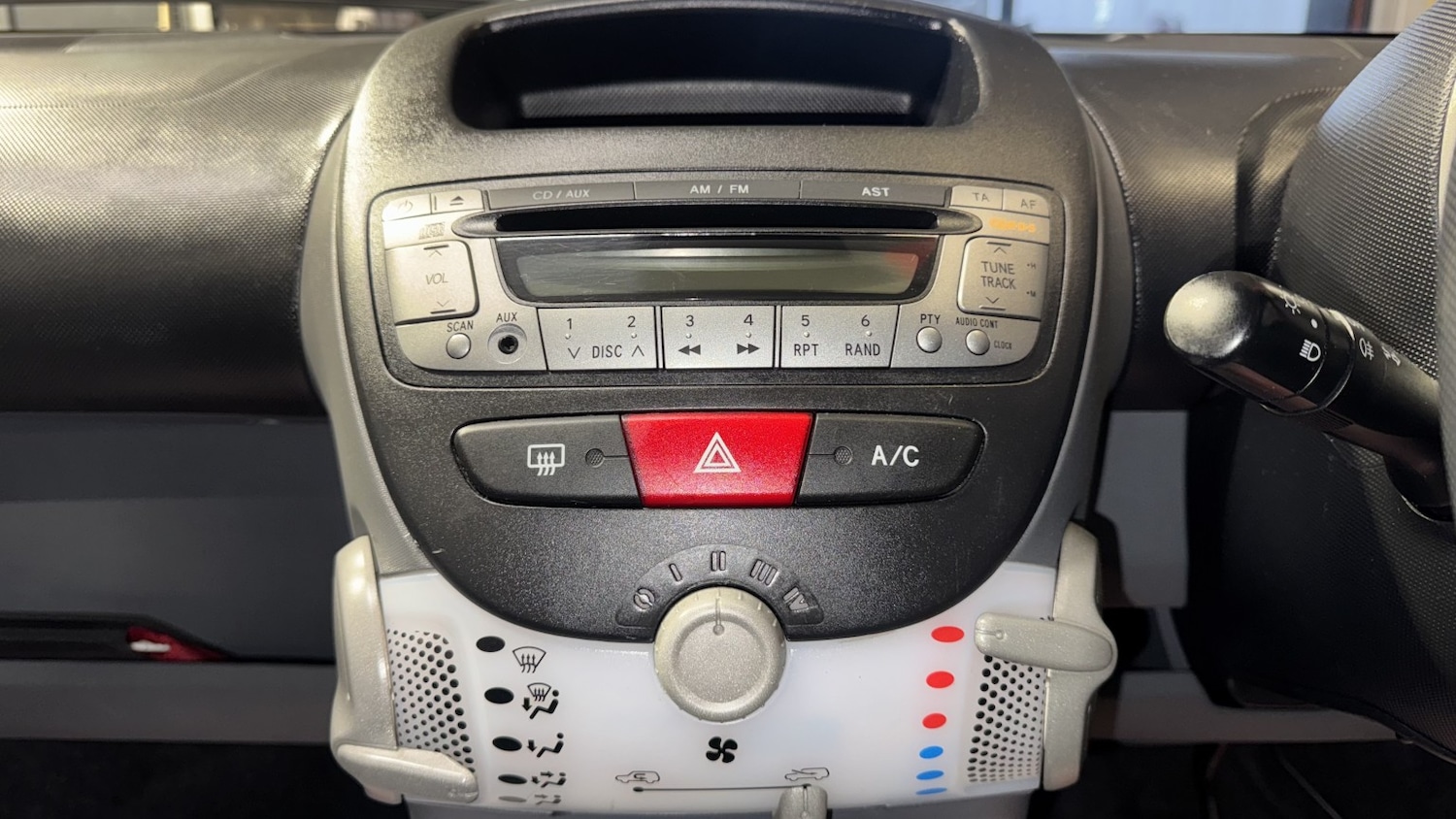 Used Citroen C1 2011 for sale - 77385226: Photo 24