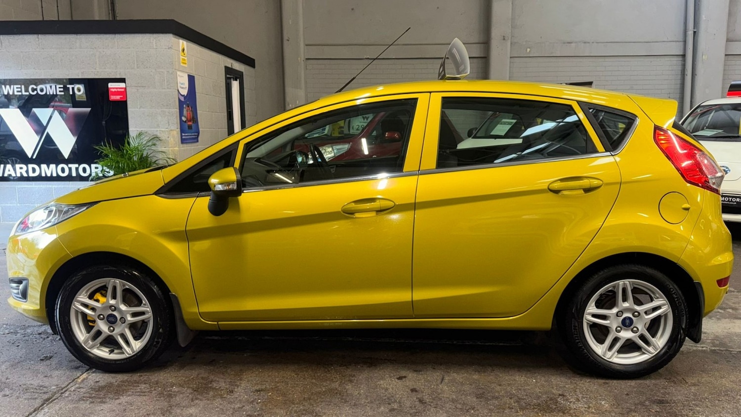 Used Ford Fiesta 2014 for sale - 76673270: Photo 2