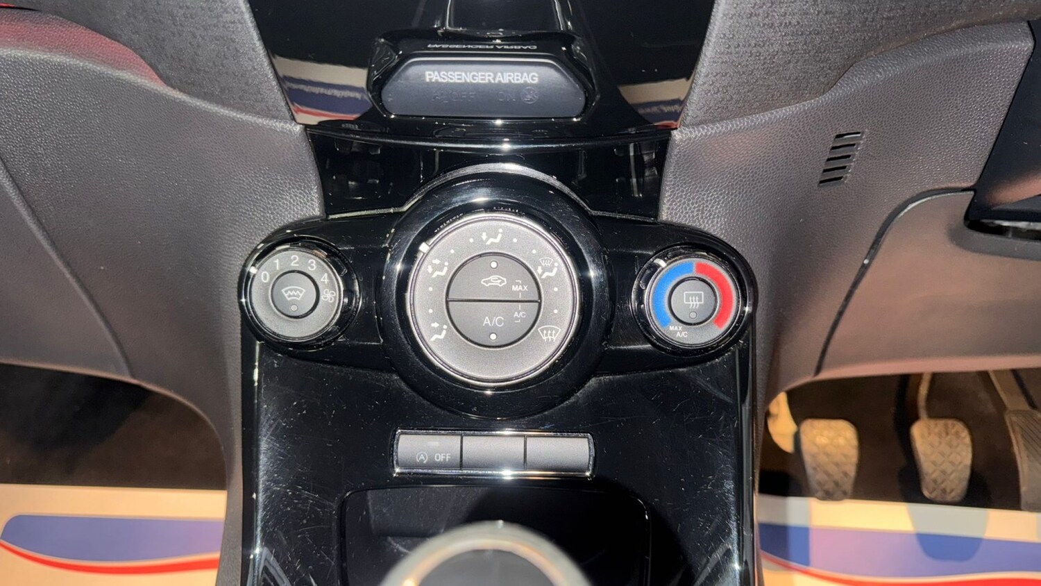 Used Ford Fiesta 2014 for sale - 76673270: Photo 26