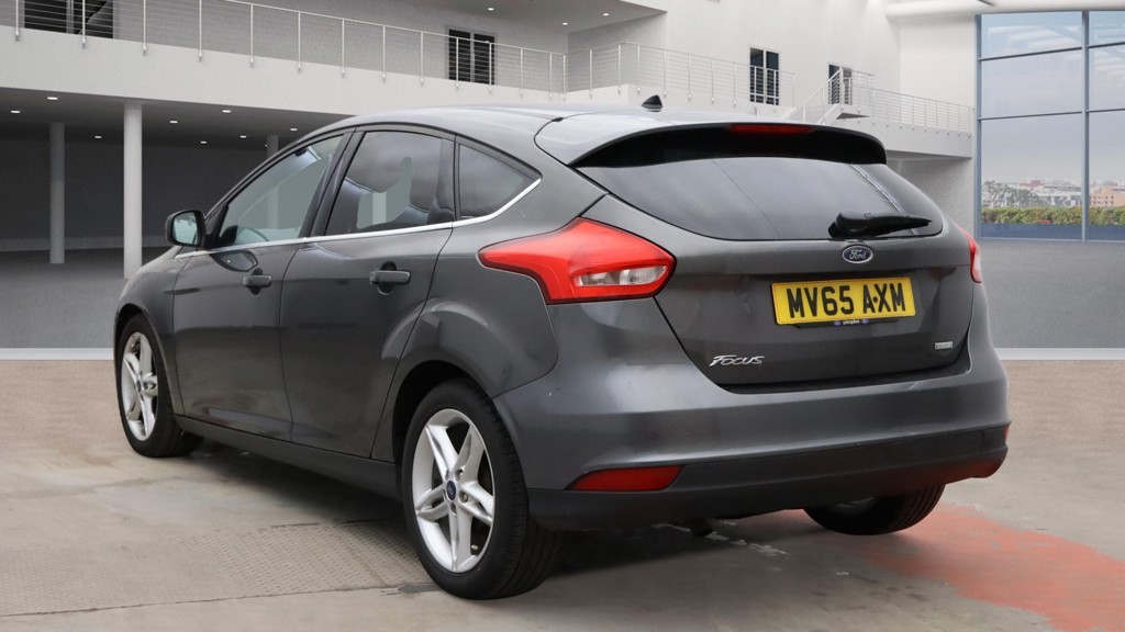 Used Ford Focus 2015 for sale - 77201290: Photo 2