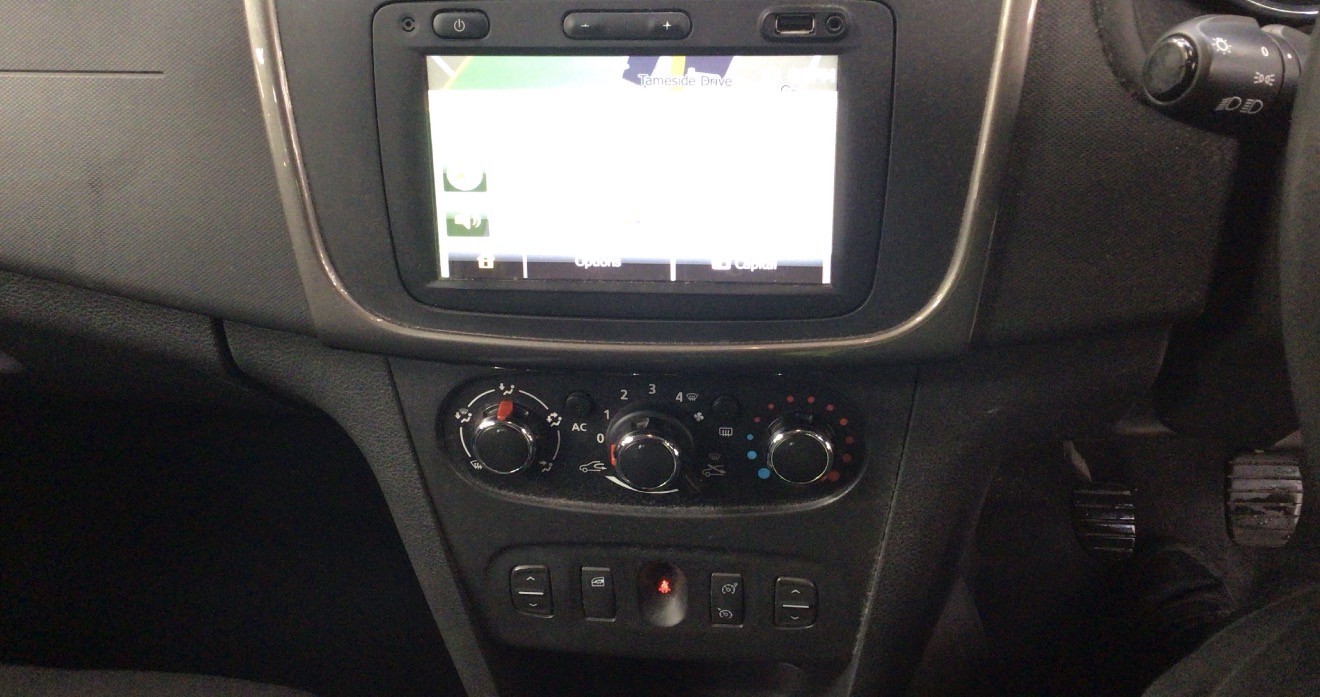 Used Dacia Sandero Stepway 2015 for sale - 77014806: Photo 10