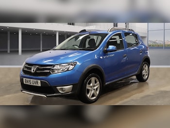 Used Dacia Sandero Stepway 2015 for sale - 77014806: Photo