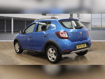 Used Dacia Sandero Stepway 2015 for sale - 77014806: Photo